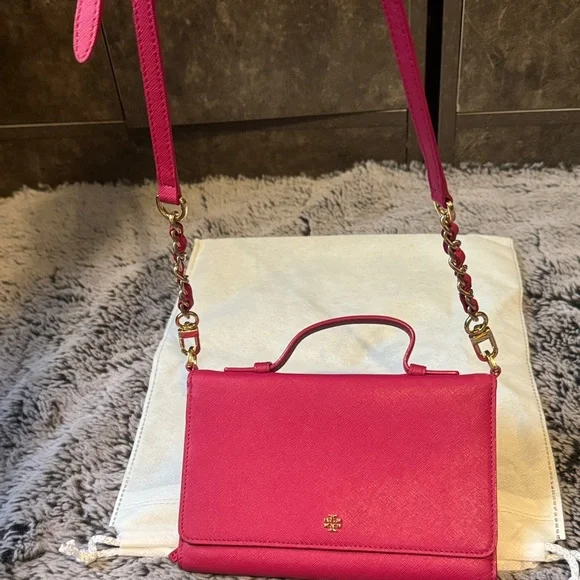 Tory Burch Pink (Fuchsia) Top-Handle Satchel/Crossbody bag with Gold Logo - Picture 9 of 12